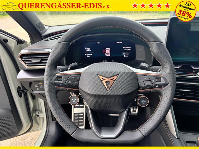 Cupra Leon Sportstourer Basis 1.5 TSI 150PS 6-Gang, 5 Jahre Garantie, AHK SCHWENKBAR, EDGE-PAKET, WINTER-PAKET, Elektr. Heckklappe, Dachreling, 18" Alu, Voll-LED-Scheinwerfer, 3Z-Climatronic, ACC/Tempomat, Digitales Cockpit, Full Link, Parksensoren v/h, Privacy-Glas, M-Lederlenkrad 