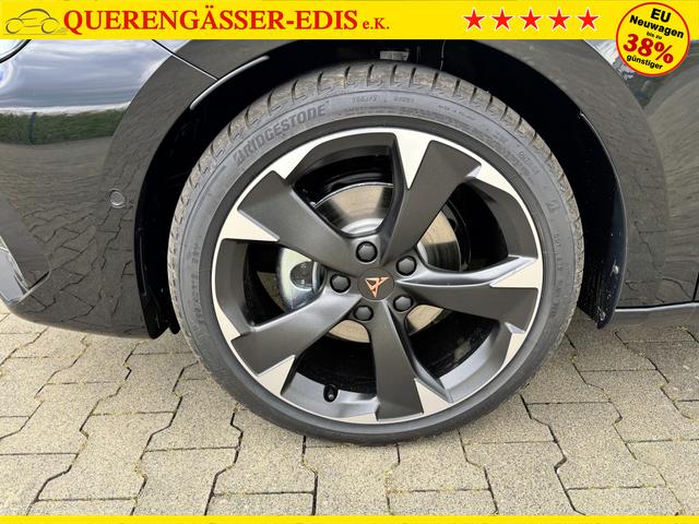 Cupra Leon Sportstourer Basis 1.5 TSI 150PS 6-Gang, 5 Jahre Garantie, AHK SCHWENKBAR, EDGE-PAKET, WINTER-PAKET, Elektr. Heckklappe, Dachreling, 18" Alu, Voll-LED-Scheinwerfer, 3Z-Climatronic, ACC/Tempomat, Digitales Cockpit, Full Link, Parksensoren v/h, Privacy-Glas, M-Lederlenkrad 
