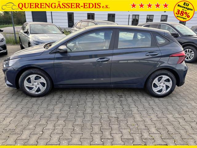 Hyundai i20 Comfort 1.2i 79PS, AURORA-GRAU METALLIC, 5 Jahre Garantie, NAVIGATION 10,25", Klima, Parksensoren hinten, Rückfahrkamera, Alarm, Lederlenkrad, Tempomat, Armlehne vorne, Reserverad, 4x elektr. Fensterheber, Fernlicht-Assistent 