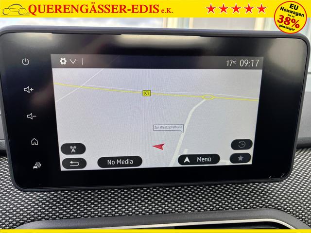 Dacia Sandero Expression 1.0 ECO-G 100 BENZIN/LPG-GASANLAGE, SONDERLACKIERUNG URBAN-GRAU, Klimaanlage, NAVIGATIONSSYSTEM 8", Parksensoren VORNE + HINTEN, RÜCKFAHRKAMERA, TOTER-WINKEL-WARNER, Nebelscheinwerfer, Tempomat, Lederlenkrad, Armlehne, Spiegel elektr. einstell-/beheizbar 