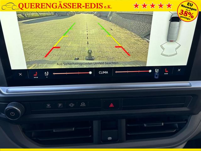 Volkswagen T7 Kastenwagen Basis 2.0 TDI 170PS AUTOMATIK LANG, Weiß, HECKFLÜGELTÜREN, 2-Zonen-Klimautomatik, M-Lederlenkrad, Anhängerkupplung, Parksensoren vorn/hinten, Rückfahrkamera, Frontscheibe beheizbar, Ganzjahresreifen, Sitzpaket 46 (inkl. Sitzheizung), Reserverad, 70l Tank 