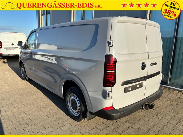 Volkswagen T7 Kastenwagen Basis 2.0 TDI 170PS AUTOMATIK LANG, Grau, HECKFLÜGELTÜREN, 2-Zonen-Klimautomatik, M-Lederlenkrad, Anhängerkupplung, Parksensoren vorn/hinten, Rückfahrkamera, Frontscheibe beheizbar, Ganzjahresreifen, Sitzpaket 46 (inkl. Sitzheizung), Reserverad, 70l Tank 