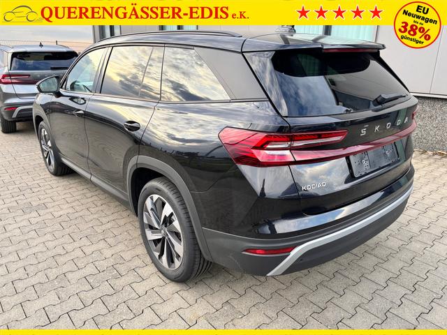 Skoda Kodiaq Selection 1.5 TSI mHEV 150PS DSG, 3J. Garantie, STANDHEIZUNG, 19" Alu, MATRIX-LED, NAVI 13", Alarm, Anhängerkupplung, Elektr. Heckklappe, ACC, 3Z-Climatronic, KESSY, Sitzheizung, Parksensoren v/h, Kamera, Fahrersitz elektr/Memory, Lederlenkrad beheizt, Virtual Coc 