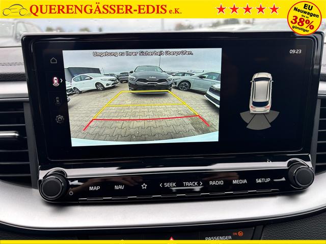 Kia Ceed Sportswagon Spin 1.5 T-GDI 140PS 6-Gang, Weiß, 16" Alufelgen, Klimaanlage, Winter-Paket, Navigationssystem 10,25", Parksensoren hinten, Rückfahrkamera, Tempomat, Dachreling, Beheiztes Lederlenkrad, ZV mit Fernbedienung, Reserve-Notrad 