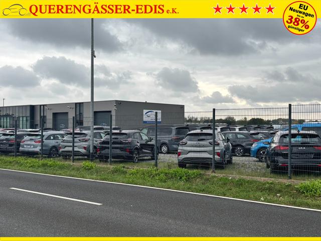 Volkswagen T7 Kastenwagen Basis 2.0 TDI 150PS, Weiß, 2-Zonen-Klimautomatik, M-Lederlenkrad, Anhängerkupplung, Parksensoren vorn/hinten, Rückfahrkamera, Frontscheibe beheizbar, Ganzjahresreifen, Sitzpaket 46 (inkl. Sitzheizung), Reserverad, 70l Tank, Laderaumpaket 