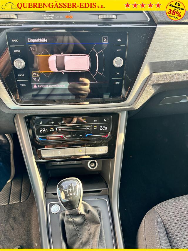 Volkswagen Touran Limited 1.5 TSI 150 PS, 17" Alu, GRAU-Metallic, Winter-Paket, Elektr. Heckklappe, Keyless, Alarm, LED-Scheinwerfer IQ-Light, Travel Assist, Parksensoren vo/hi, Rückfahrkamera, ACC, M-Lederlenkrad, Digital Cockpit, 3-Zonen-Climatronic, Radio Ready2Discover 8" 