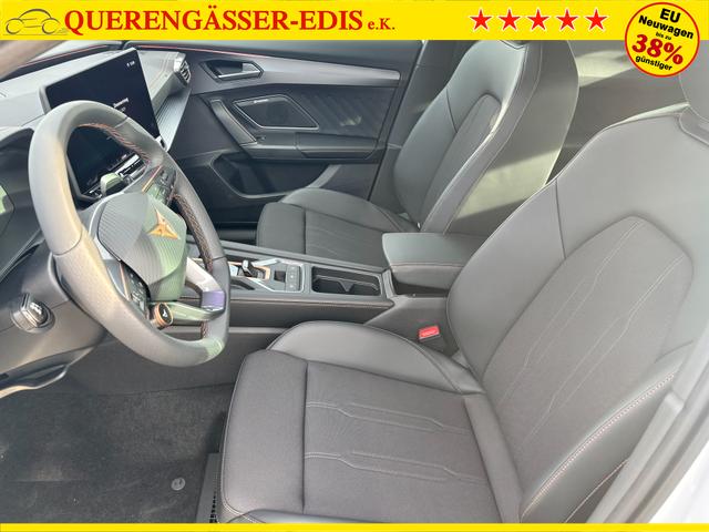 Cupra Leon Basis 1.5 TSI 150PS 6-Gang, 5 Jahre Garantie, EDGE-PAKET, WINTER-PAKET, 18" Alufelgen, Voll-LED-Scheinwerfer, 3Z-Climatronic, ACC/Tempomat, Digitales Cockpit, Full Link, Parksensoren v/h, Privacy-Glas, Multifunktions-Lederlenkrad, LED-Nebelscheinwerfer 