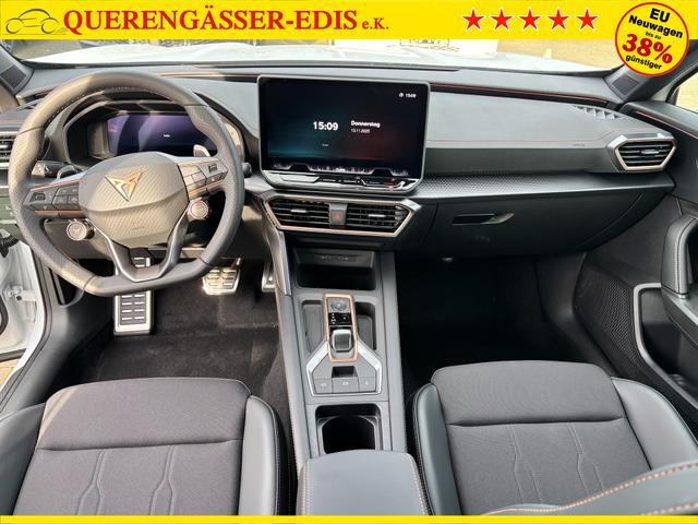 Cupra Leon Basis 1.5 TSI 150PS 6-Gang, 5 Jahre Garantie, EDGE-PAKET, WINTER-PAKET, 18" Alufelgen, Voll-LED-Scheinwerfer, 3Z-Climatronic, ACC/Tempomat, Digitales Cockpit, Full Link, Parksensoren v/h, Privacy-Glas, Multifunktions-Lederlenkrad, LED-Nebelscheinwerfer 