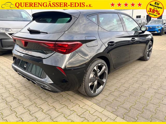 Cupra Leon Basis 1.5 TSI 150PS 6-Gang, 5 Jahre Garantie, EDGE-PAKET, WINTER-PAKET, 18" Alufelgen, Voll-LED-Scheinwerfer, 3Z-Climatronic, ACC/Tempomat, Digitales Cockpit, Full Link, Parksensoren v/h, Privacy-Glas, Multifunktions-Lederlenkrad, LED-Nebelscheinwerfer 