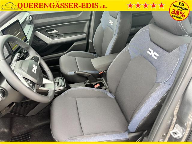 Dacia Duster Expression 1.6 HYBRID 140 AUTOMATIK (Benzin/Elektro), 17" Alufelgen "TERGAN", Klimaanlage, Rückfahrkamera, Parksensoren hinten, LED-Scheinwerfer, Radio Media 10" + Smartphone-Spiegelung, Armlehne, Dachreling, Tempomat, Verkehrszeichenerkennung, Spurassistent 
