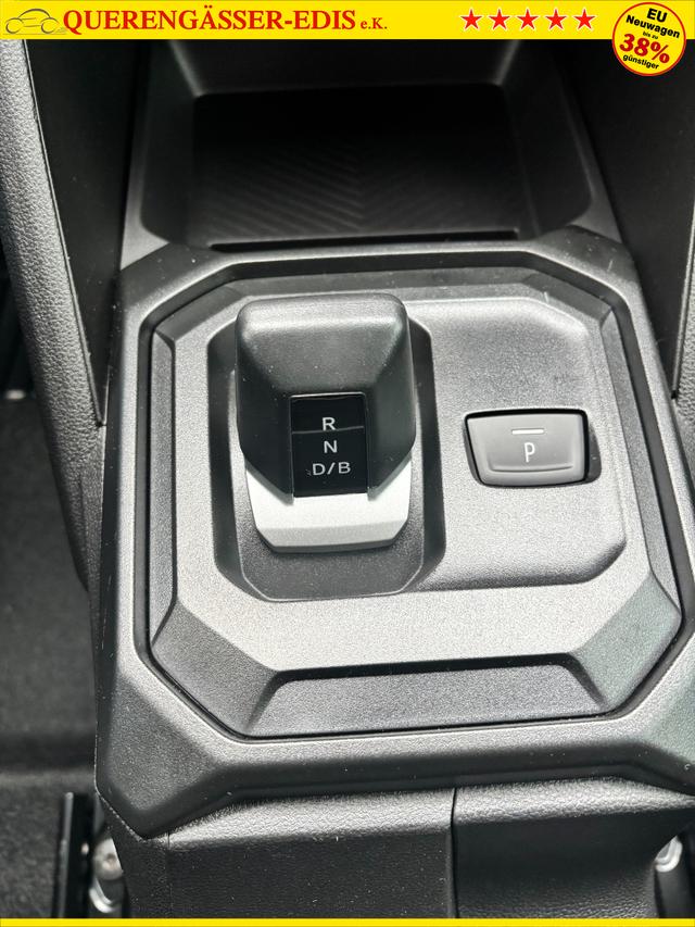 Dacia Duster Expression 1.6 HYBRID 140 AUTOMATIK (Benzin/Elektro), 17" Alufelgen "TERGAN", Klimaanlage, Rückfahrkamera, Parksensoren hinten, LED-Scheinwerfer, Radio Media 10" + Smartphone-Spiegelung, Armlehne, Dachreling, Tempomat, Verkehrszeichenerkennung, Spurassistent 