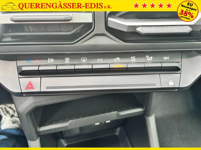 Dacia Duster Expression 1.6 HYBRID 140 AUTOMATIK (Benzin/Elektro), 17" Alufelgen "TERGAN", Klimaanlage, Rückfahrkamera, Parksensoren hinten, LED-Scheinwerfer, Radio Media 10" + Smartphone-Spiegelung, Armlehne, Dachreling, Tempomat, Verkehrszeichenerkennung, Spurassistent 