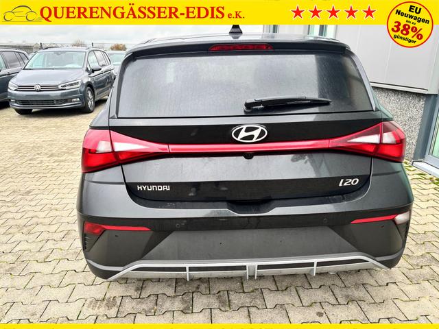 Hyundai i20 Family 1.2i 79PS, SCHWARZ-METALLIC, 16" ALUFELGEN, 5 Jahre Garantie, WINTER-PAKET, KLIMAAUTOMATIK, Abgedunkelte Scheiben, NAVIGATION 10,25", Parksensoren hinten, Rückfahrkamera, Alarm, Lederlenkrad, Tempomat, Armlehne vorne, Reserverad 