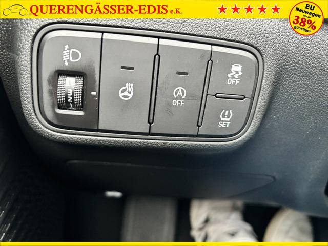 Hyundai i20 Family 1.2i 79PS, SCHWARZ-METALLIC, 16" ALUFELGEN, 5 Jahre Garantie, WINTER-PAKET, KLIMAAUTOMATIK, Abgedunkelte Scheiben, NAVIGATION 10,25", Parksensoren hinten, Rückfahrkamera, Alarm, Lederlenkrad, Tempomat, Armlehne vorne, Reserverad 