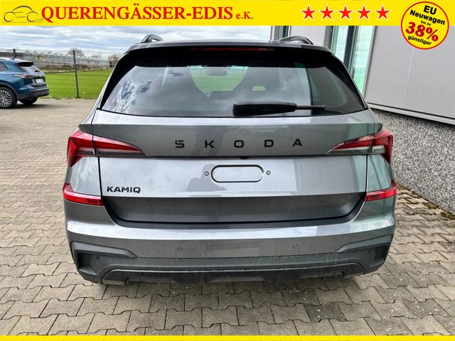 Skoda Kamiq Monte Carlo 1.0 TSI 115PS DSG, GRAU-MET/Dach schwarz, 18" ALU, AHK-VORBEREITUNG, Panoramadach, Matrix-LED, Parksensoren v/h, Kamera, Tempomat, Virtual Cockpit (8"!!), Kessy, Winter-Paket, Climatronic, Radio 8", SmartLink, NSW, Sport-M-Lederlenkrad beheizt, Dachreling 