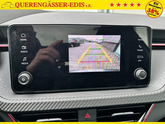 Skoda Kamiq Monte Carlo 1.5 TSI 150PS DSG, 5J GARANTIE, Schwarz-Perleffekt, 18" ALU, AHK SCHWENKBAR, Panoramadach, Matrix-LED, Parksensoren v/h, Kamera, Tempomat, Virtual Cockpit (8"!!), Kessy, Winter-Paket, Climatronic, Radio 8", SmartLink, NSW, Sport-M-Lederlenkrad beheizt 