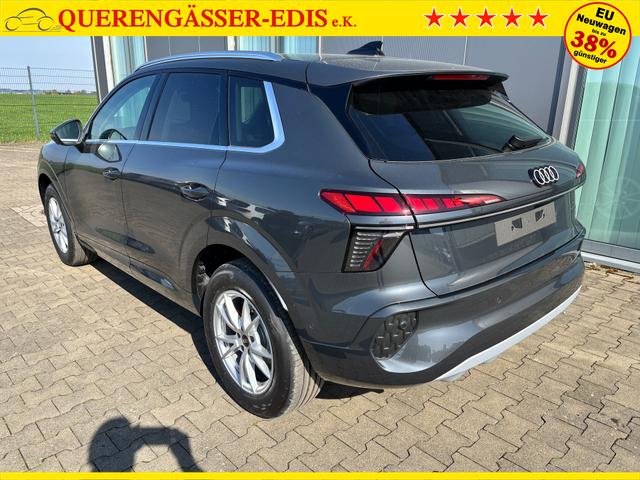 Audi Q3 Basis 2.0 TFSI quattro (Allrad) 204PS S-Tronic (Automatik), TECHPAKET PRO, Grau-Metallic, DIGITALE MATRIX-LED, Sportsitze, Elektr. Heckklappe, MMI Navigation plus, Sitzheizung, Klimaautomatik, ParkAssist Parksensoren, Privacy-Glas 