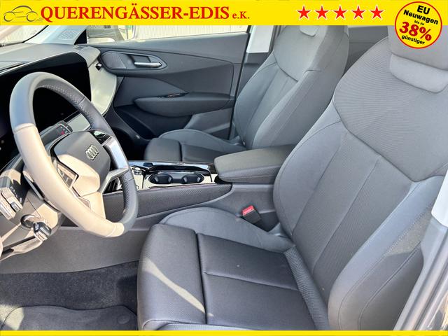 Audi Q3 Basis 2.0 TFSI quattro (Allrad) 204PS S-Tronic (Automatik), TECHPAKET PRO, Grau-Metallic, DIGITALE MATRIX-LED, Sportsitze, Elektr. Heckklappe, MMI Navigation plus, Sitzheizung, Klimaautomatik, ParkAssist Parksensoren, Privacy-Glas 