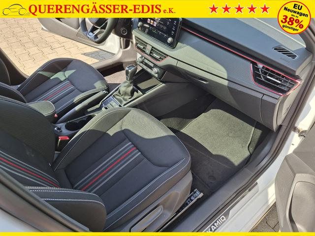 Skoda Kamiq Monte Carlo 1.5 TSI 150PS DSG (AUTOMATIK), MOON-WHITE PERLEFFEKT, PANORAMDACH, MATRIX-LED, SITZHEIZUNG, Sport-M-Lederlenkrad beheizt, SunSet, 2Z-Climatronic, Parksensoren vorn/hinten, R&uuml;ckfahrkamera, Kessy, Radio 8,25"+SmartLink, Virtual Cockpit, 17" Alu, Tempomat 