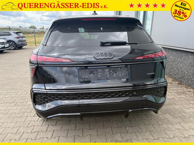 Audi Q3 Basis 2.0 TSI 204PS quattro (Allrad), 5 JAHRE GARANTIE, Technopaket PLUS, Metallic, Anh&auml;ngerkupplung, PANORAMADACH, DIGITALE MATRIX, Exterieur+Interieur S line Paket, 20" ALU 5-Speichen-Tripod, PRIVACY-Glas, SPORTPAKET, Exterieurpaket schwarz, Dynamikpaket 
