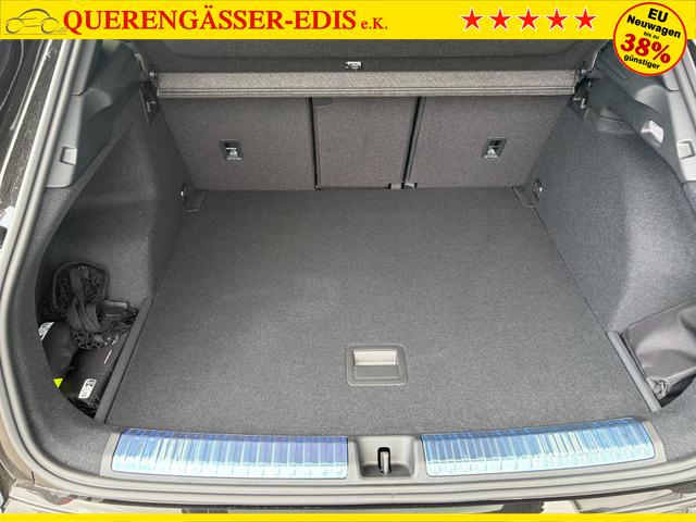 Audi Q3 Basis 2.0 TSI 204PS quattro (Allrad), 5 JAHRE GARANTIE, Technopaket PLUS, Metallic, Anh&auml;ngerkupplung, PANORAMADACH, DIGITALE MATRIX, Exterieur+Interieur S line Paket, 20" ALU 5-Speichen-Tripod, PRIVACY-Glas, SPORTPAKET, Exterieurpaket schwarz, Dynamikpaket 