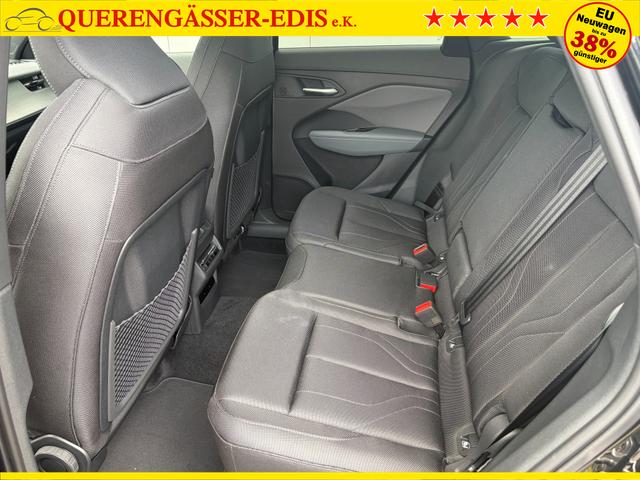Audi Q3 Basis 2.0 TSI 204PS quattro (Allrad), 5 JAHRE GARANTIE, Technopaket PLUS, Metallic, Anh&auml;ngerkupplung, PANORAMADACH, DIGITALE MATRIX, Exterieur+Interieur S line Paket, 20" ALU 5-Speichen-Tripod, PRIVACY-Glas, SPORTPAKET, Exterieurpaket schwarz, Dynamikpaket 
