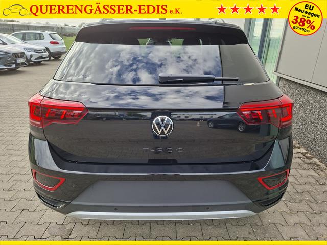Volkswagen T-Roc Style Modell 2025, 1.5 TSI 150PS DSG, Schwarz-Met, Elektr. Heckklappe, ACC, Virtual Cockpit, Climatronic, ParkAssist, Parksensoren v/h, R&uuml;ckfahrkamera, Sitzheizung, Privacy-Glas, M-Lederlenkrad beheizt, 19" ALU "Misano" schwarz, IQ LIGHT MATRIX, Keyless 