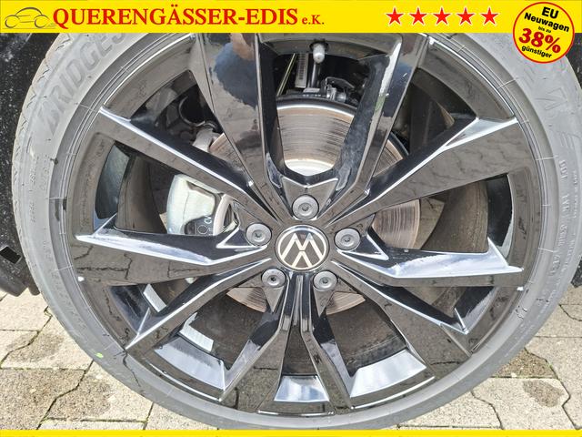 Volkswagen T-Roc Style Modell 2025, 1.5 TSI 150PS DSG, Schwarz-Met, Elektr. Heckklappe, ACC, Virtual Cockpit, Climatronic, ParkAssist, Parksensoren v/h, R&uuml;ckfahrkamera, Sitzheizung, Privacy-Glas, M-Lederlenkrad beheizt, 19" ALU "Misano" schwarz, IQ LIGHT MATRIX, Keyless 