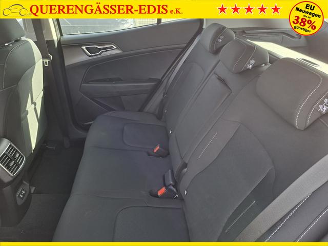 Kia Sportage Silver 1.6 T-GDI 150PS AUTOMATIK, Experience-Green METALLIC, 2-Zonen-Klimaautomatik, Navigation 12,3", Parksensoren vorn/hinten, R&uuml;ckfahrkamera, 17" Alufelgen, Winterpaket/Sitzheizung vorne, Beheiztes Lederlenkrad, ACC Tempomat, Alarm, Dachreling Chrom 