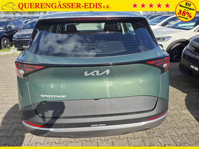Kia Sportage Silver 1.6 T-GDI 150PS AUTOMATIK, Experience-Green METALLIC, 2-Zonen-Klimaautomatik, Navigation 12,3", Parksensoren vorn/hinten, R&uuml;ckfahrkamera, 17" Alufelgen, Winterpaket/Sitzheizung vorne, Beheiztes Lederlenkrad, ACC Tempomat, Alarm, Dachreling Chrom 