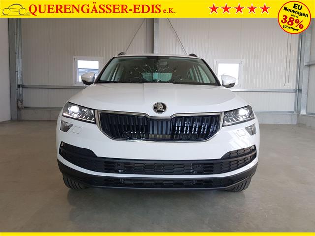 Skoda / Karoq / Weiß / / / 