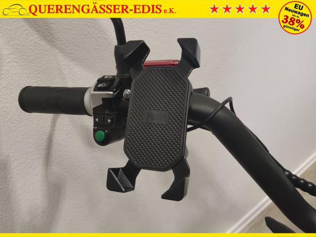 Futura / Chopper E-Roller / Rot / / / 