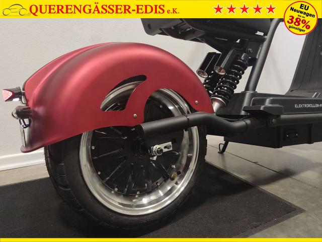 Futura / Chopper E-Roller / Rot / / / 