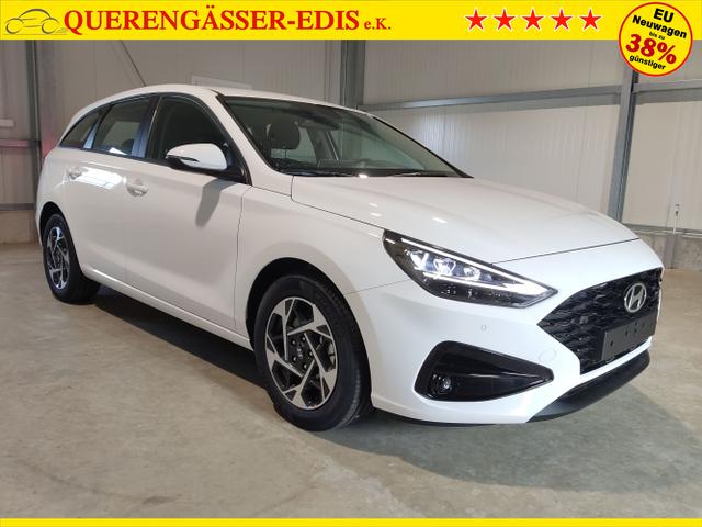 Hyundai / i30 Kombi / Weiß / / / , Beispielbilder, ggf. teilweise mit Sonderausstattung