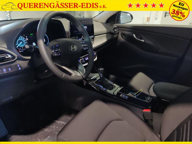 Hyundai / i30 Kombi / Blau / / / , Beispielbilder, ggf. teilweise mit Sonderausstattung