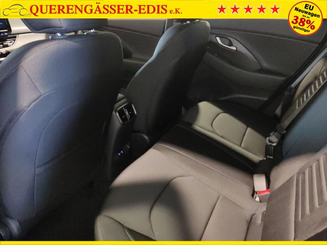 Hyundai / i30 Kombi / Blau / / / , Beispielbilder, ggf. teilweise mit Sonderausstattung