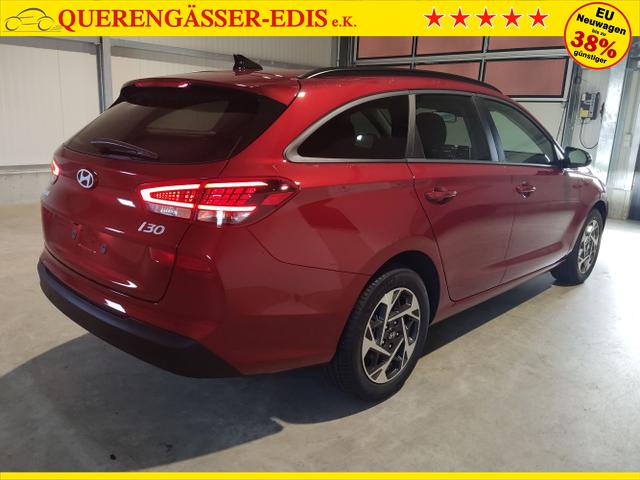 Hyundai / i30 Kombi / Rot / / / , Beispielbilder, ggf. teilweise mit Sonderausstattung