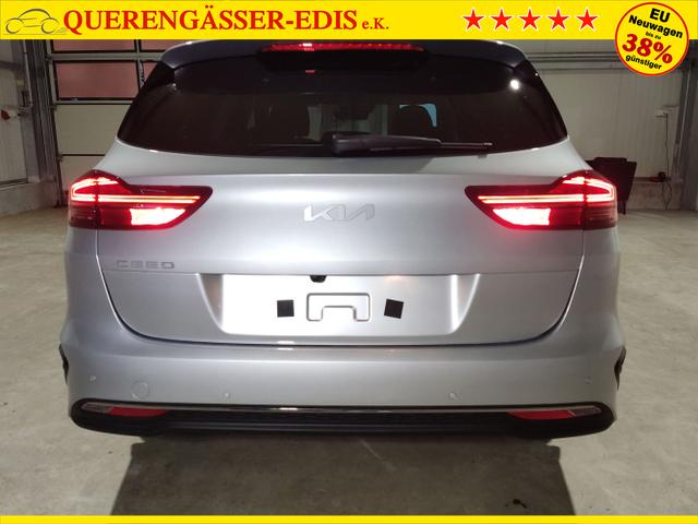 Kia / Ceed Sportswagon / Silber / / / 