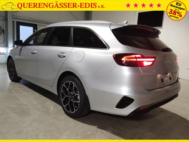 Kia / Ceed Sportswagon / Silber / / / 
