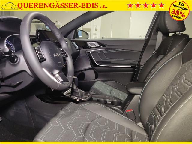 Kia / Ceed Sportswagon / Silber / / / 