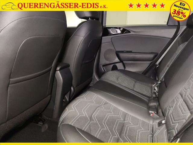Kia / Ceed Sportswagon / Silber / / / 