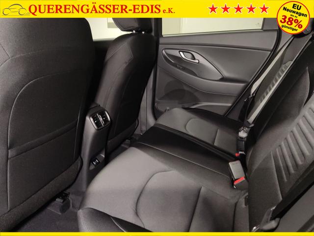 Hyundai / i30 Kombi / Grau / / / , Beispielbilder, ggf. teilweise mit Sonderausstattung