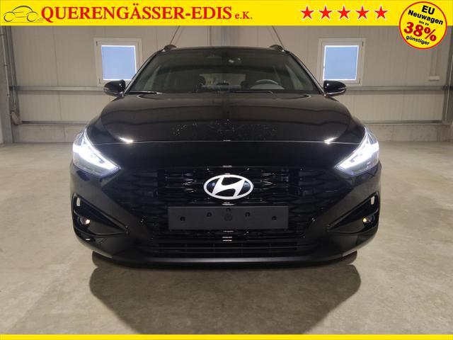 Hyundai / i30 Kombi / Schwarz / / / , Beispielbilder, ggf. teilweise mit Sonderausstattung