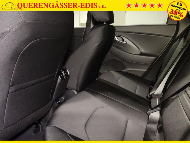 Hyundai / i30 Kombi / Schwarz / / / , Beispielbilder, ggf. teilweise mit Sonderausstattung