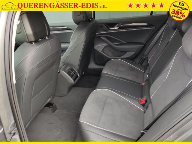 Volkswagen / Passat Variant / Grau / / / , Beispielbilder, ggf. teilweise mit Sonderausstattung