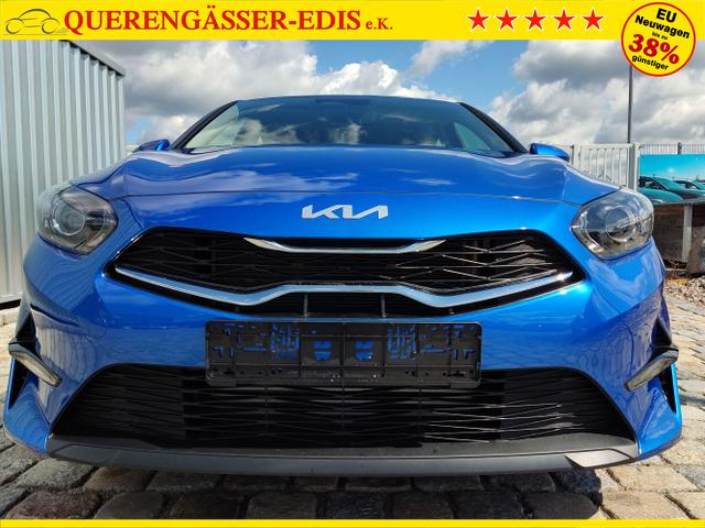 Kia / Ceed Sportswagon / Blau / / / , Beispielbilder, ggf. teilweise mit Sonderausstattung