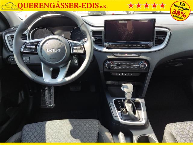 Kia / Ceed Sportswagon / Blau / / / , Beispielbilder, ggf. teilweise mit Sonderausstattung