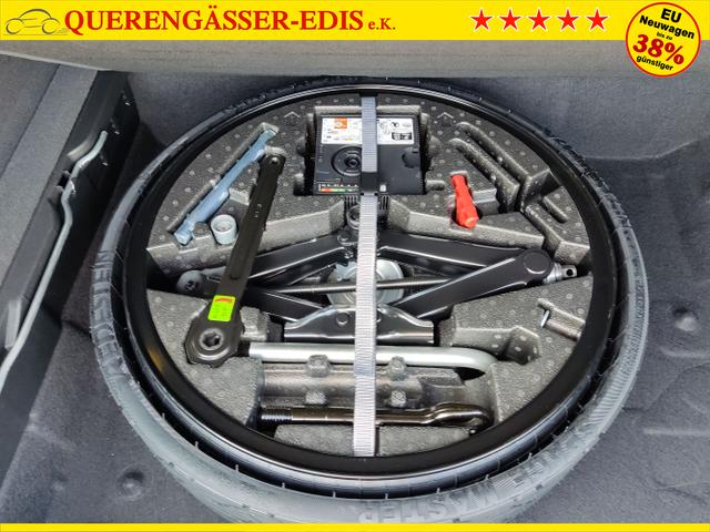 Volkswagen / Touareg / Schwarz / / / , Beispielbilder, ggf. teilweise mit Sonderausstattung