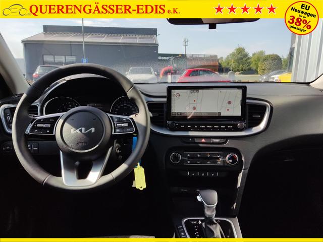 Kia / Ceed Sportswagon / Rot / / / , Beispielbilder, ggf. teilweise mit Sonderausstattung