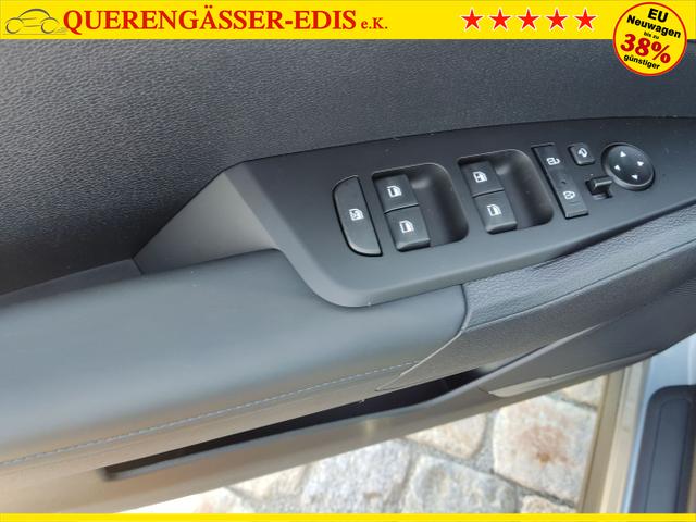 Kia / Sportage / Silber / / / , Beispielbilder, ggf. teilweise mit Sonderausstattung